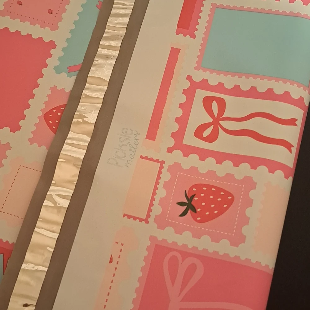 15 ct 14.5×19 Colorful Gift-Themed Polymailers